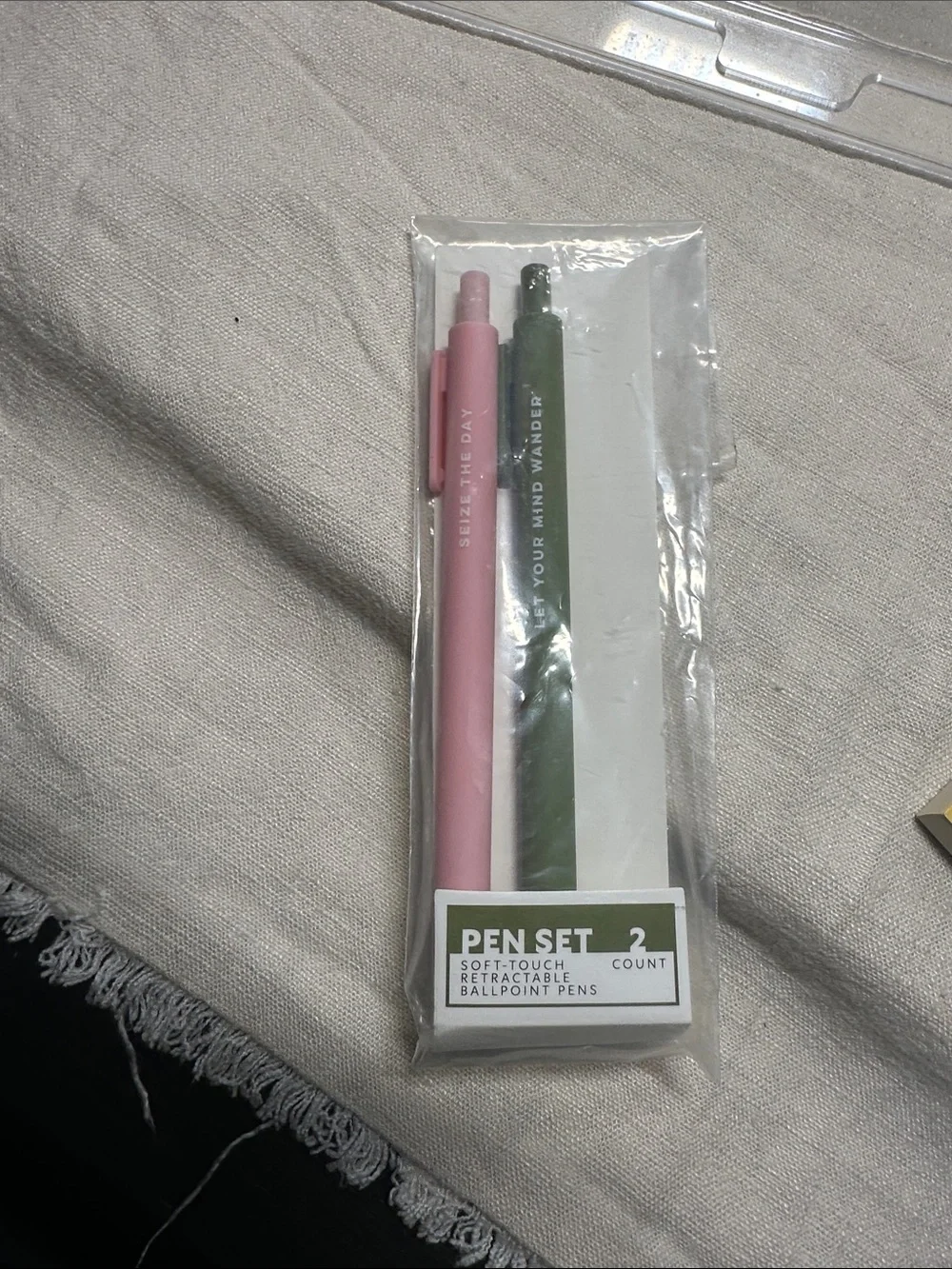 Notes For the Sitter Notepad with 2 Pen Set NWT